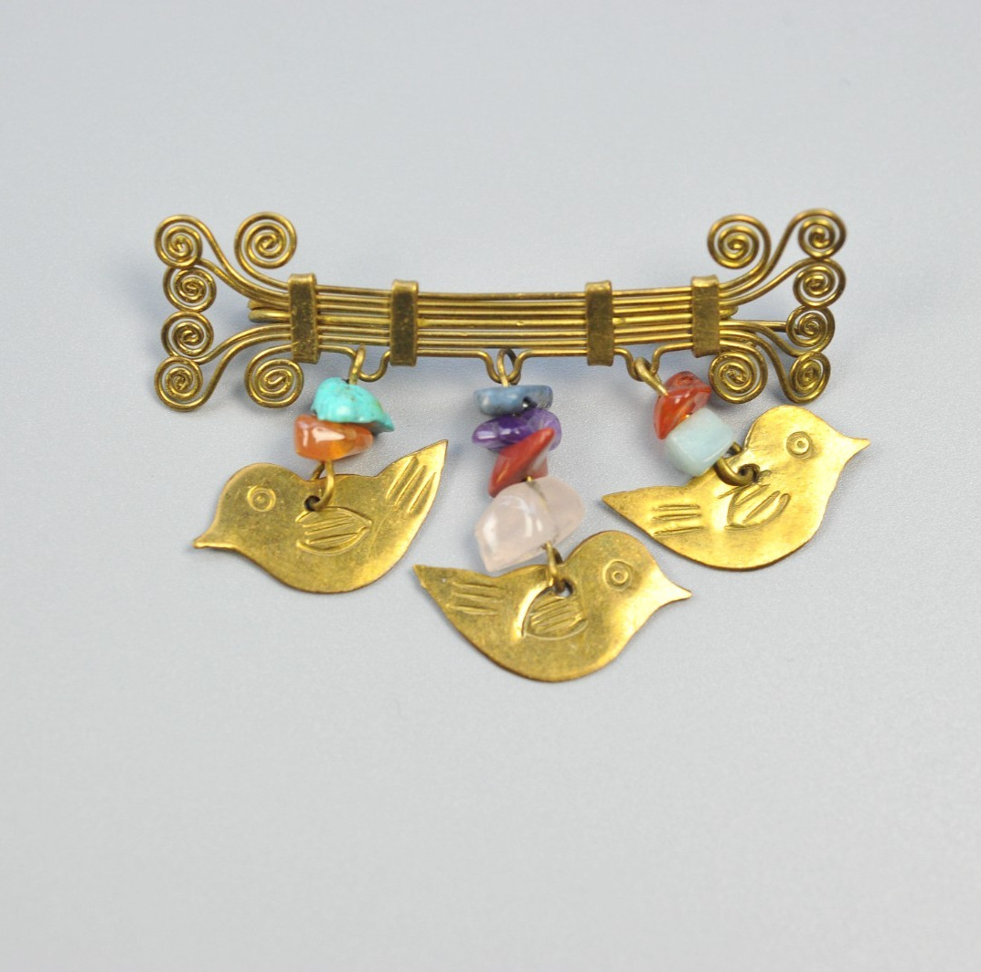 Vintage Brooch studio Bird dangle agate chip boho Birder birds T5