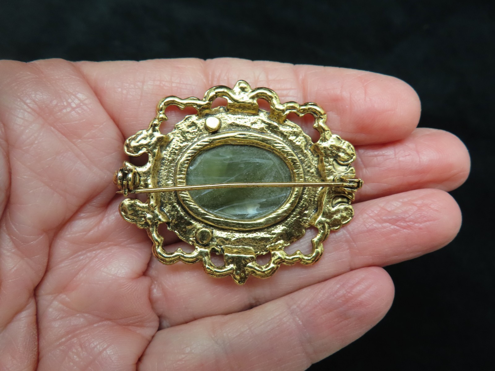 Vintage 1990’s Marbleized Khaki Cabochon Brooch