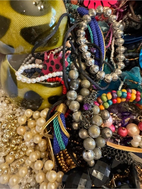 1 Lb of Assorted Jewelry Costume Mystery Resalable All Wearable BUY 3 GET 1 FREE