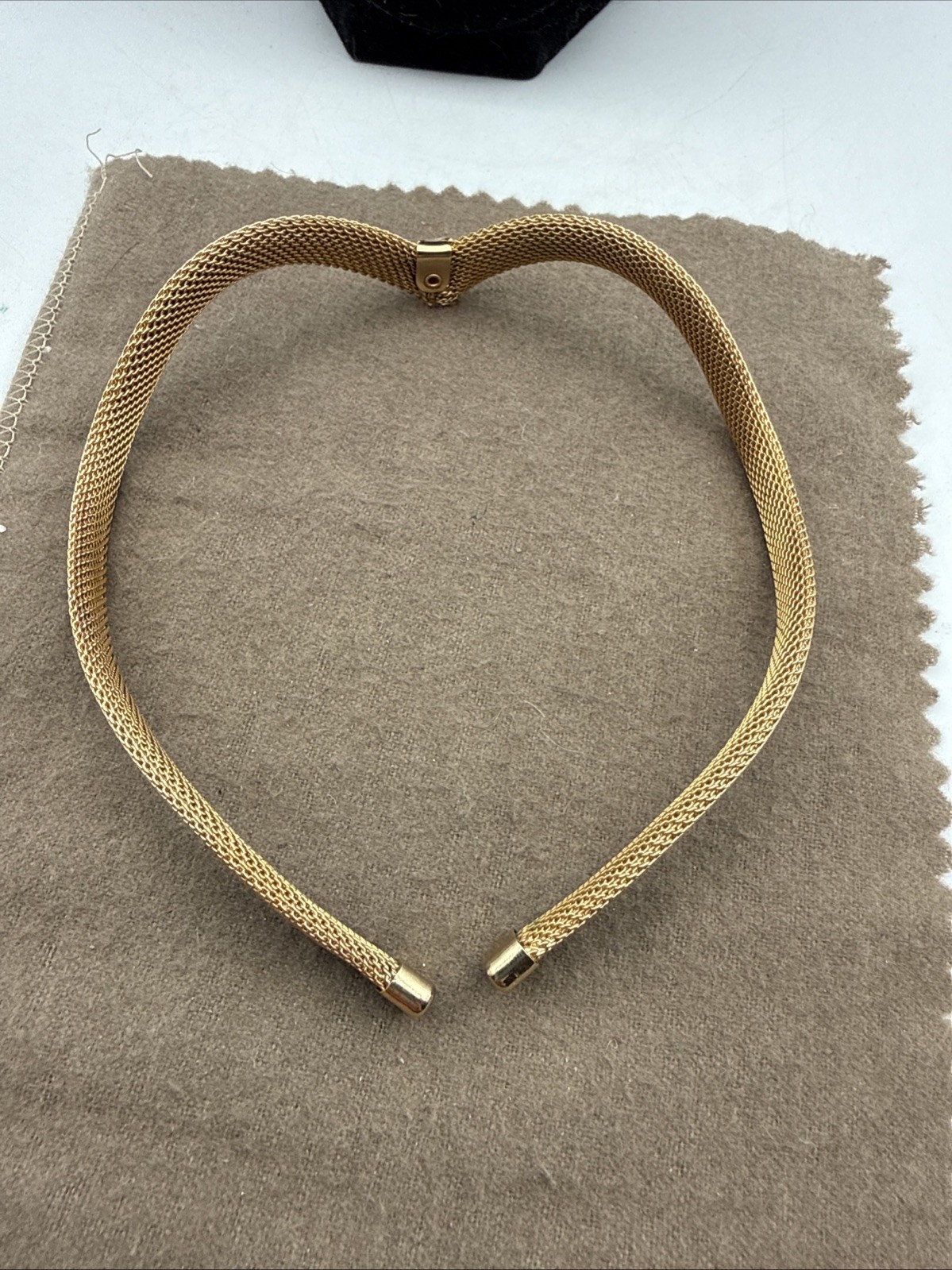 Vintage V Shaped Wire Choker Collar Gold Tone Mesh Necklace Rigid Choker
