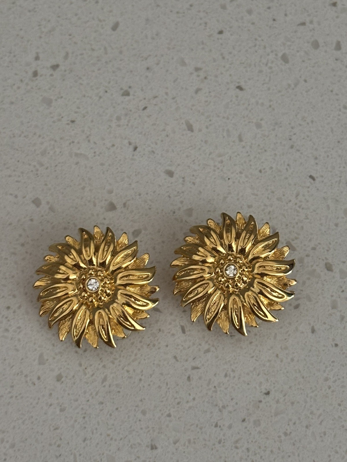 Vintage signed Joan Rivers Clear Rhinestone Flower Gold Tone Clip Earrings. #367