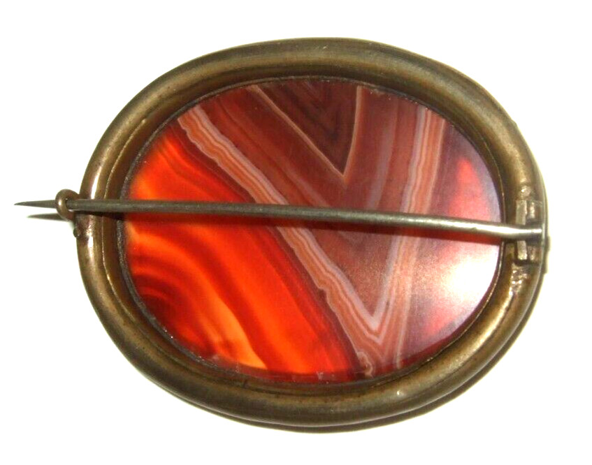 Scottish Agate Pin United Kingdom Estate Jewelry