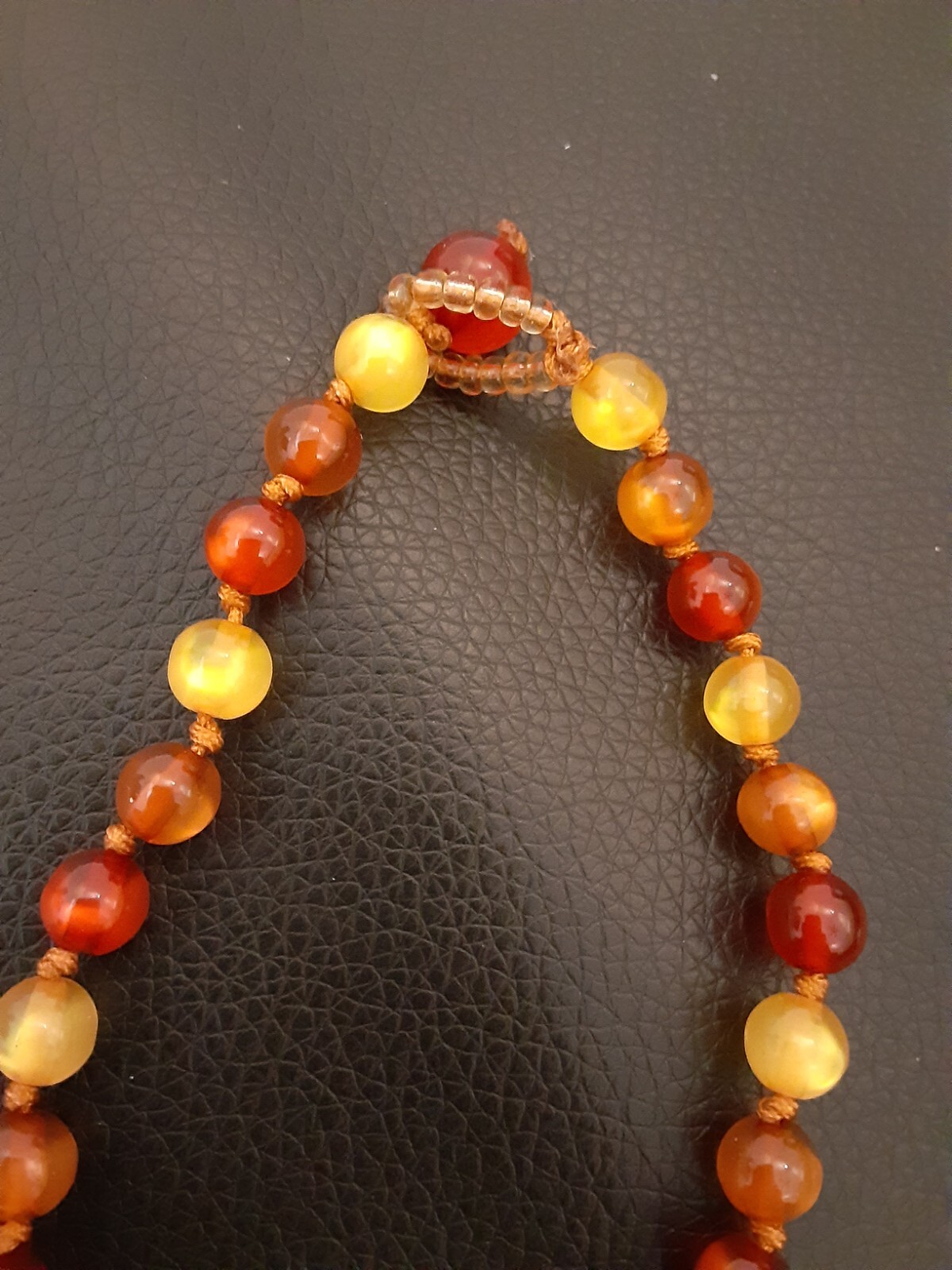 Amber colored sparkly Beaded Necklace Multi-Colored 19″