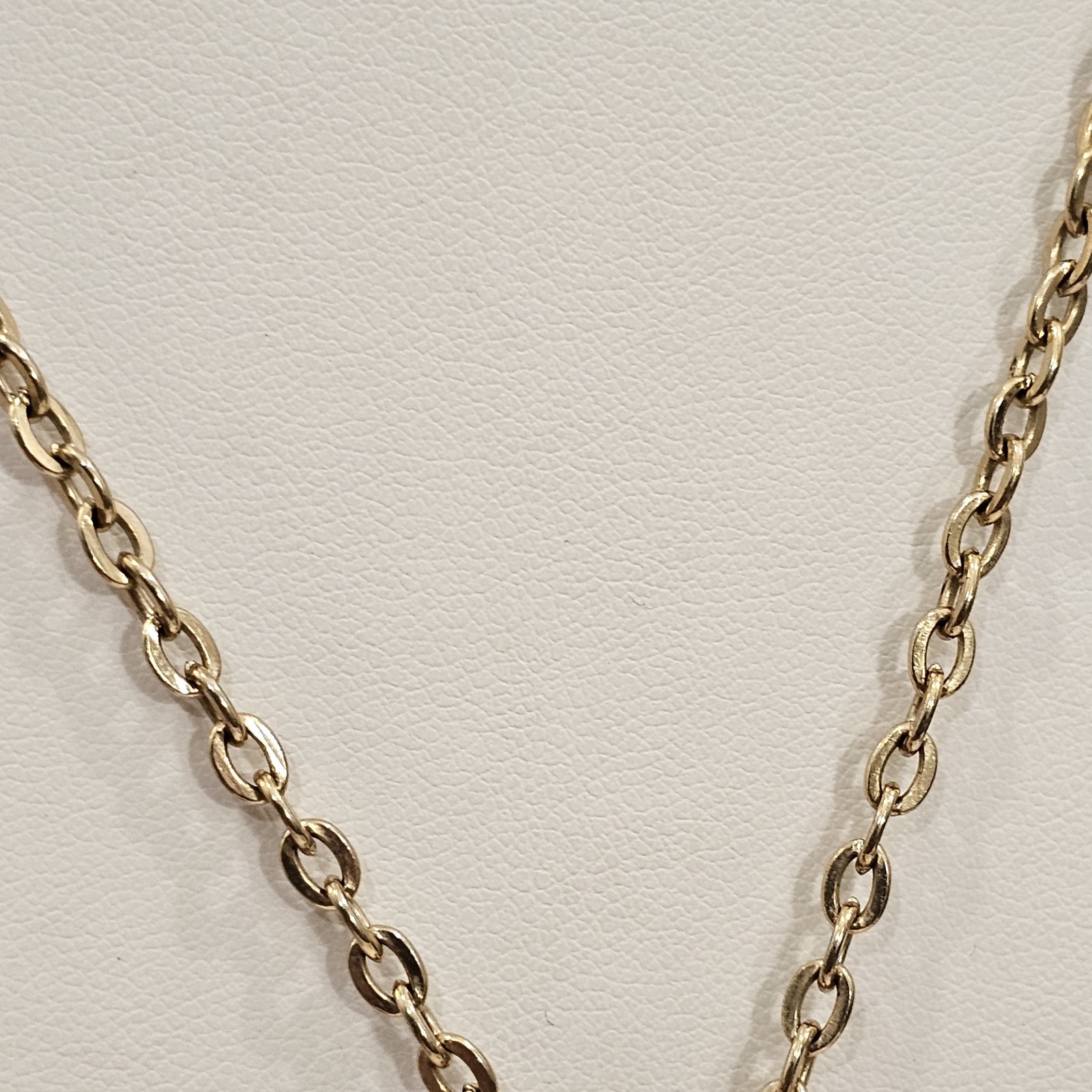 Vintage AVON 1975 Put On The Dog HOT DOG in Bun Pendant Charm Chain Necklace