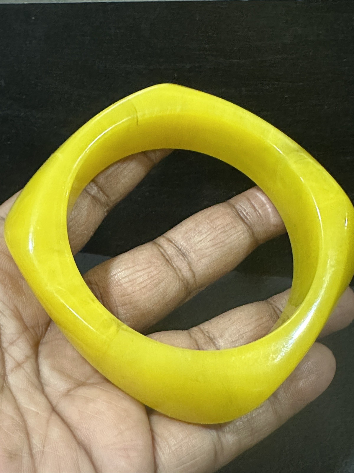 Marbled Yellow Acrylic Lucite Square Shaped Bangle Bracelet Sz 8.25″