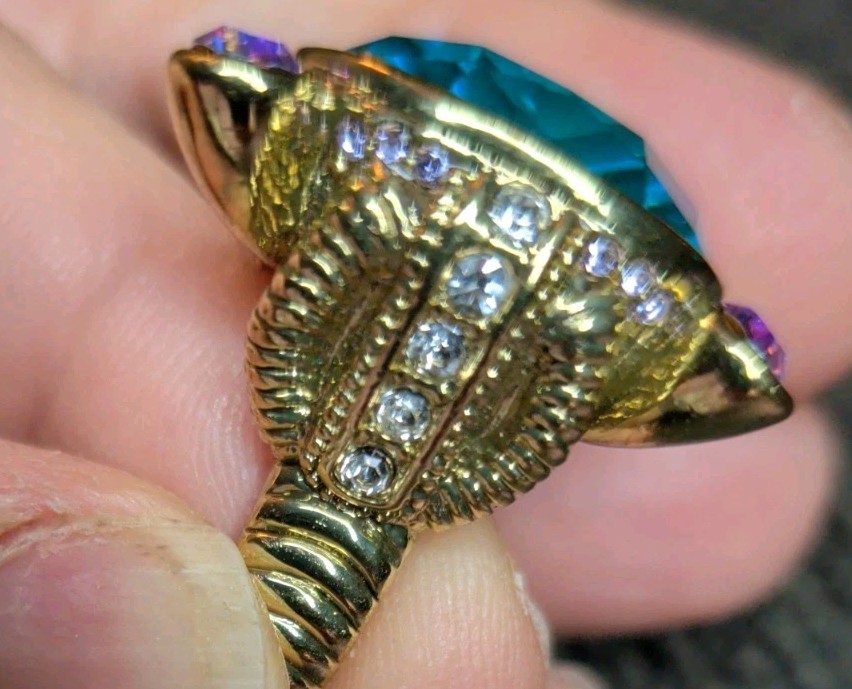 Heidi Daus Bright Turquoise Statement Ring Size 7Signed,