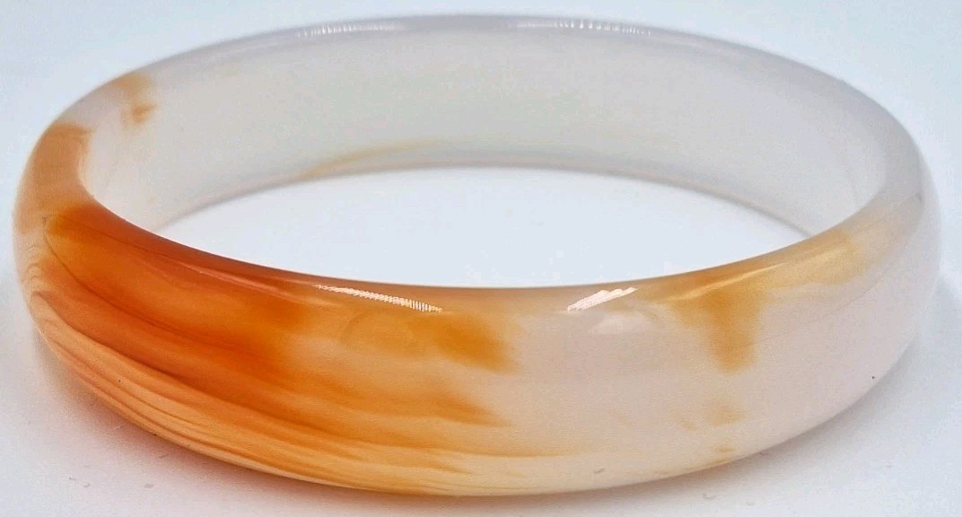 VTG Genuine Red Orange Icy Translucent Polished Agate Bangle Bracelet 57MM 30G