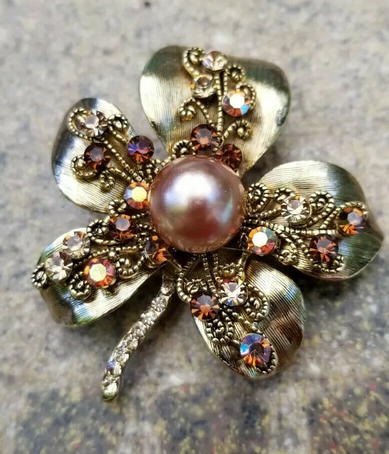Golden Brown Crystal Faux Pearl Leaf Brooch