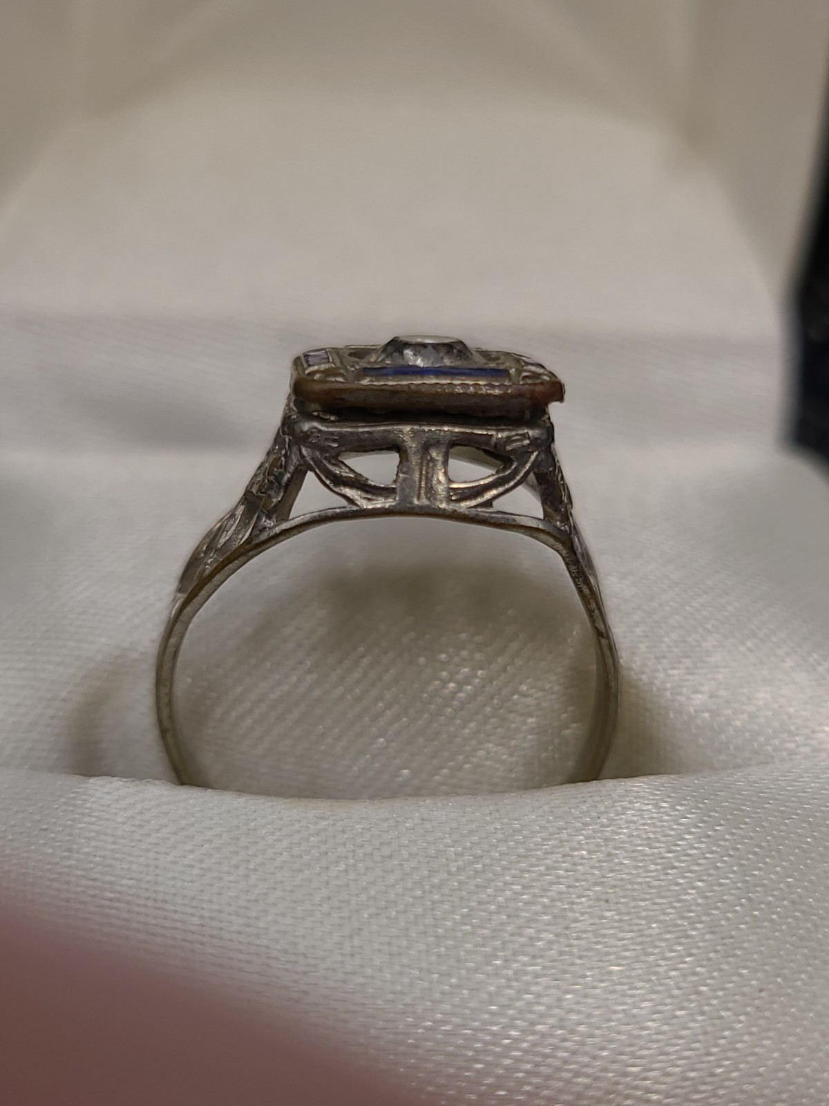 Vintage Cowen Gold Tone Blue Clear Glass Stone Ring Size 5.5-6