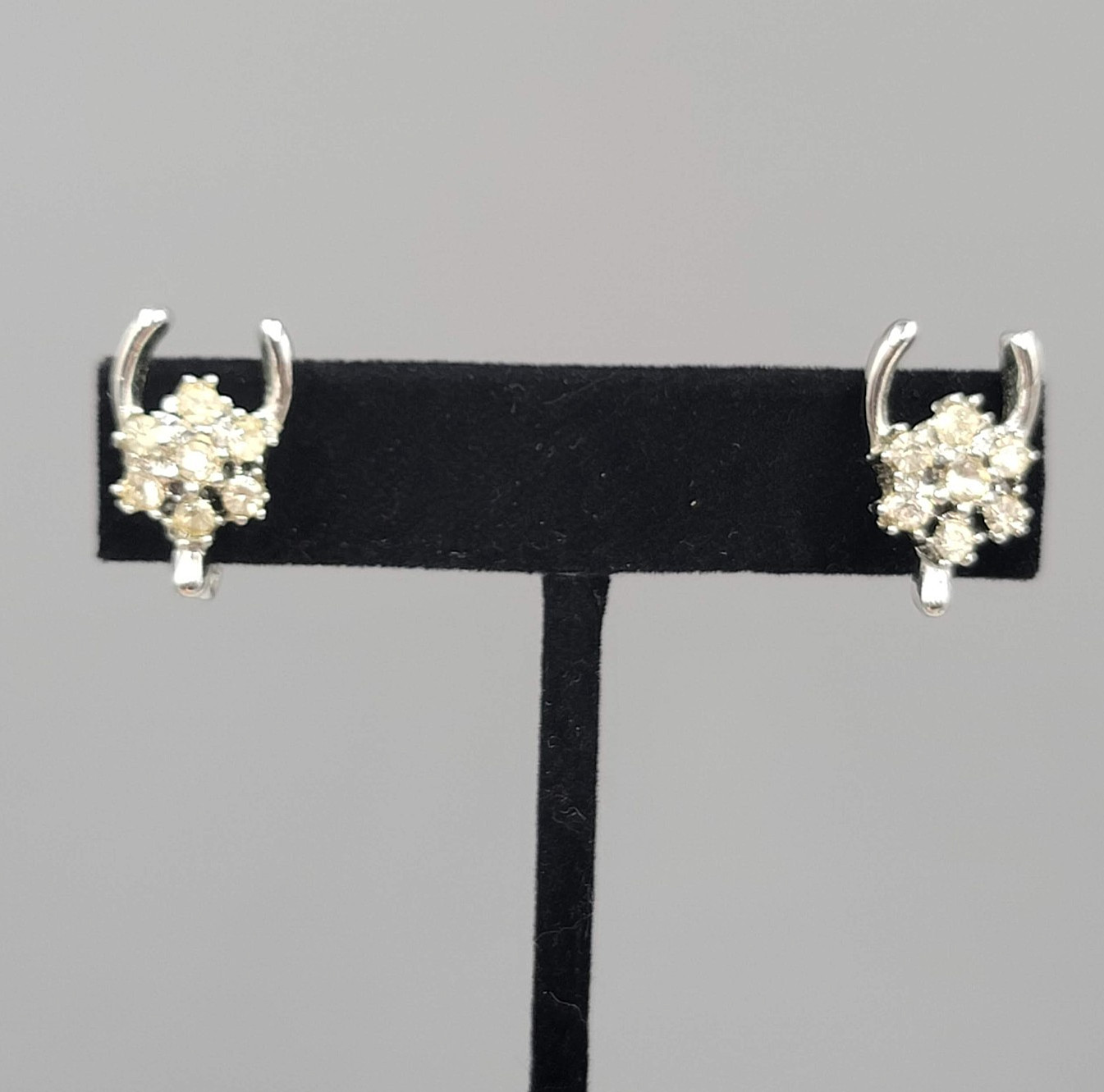 Vintage Wishbone Clear Rhinestone Clip on Earrings Silver tone Screw Back 3/4″