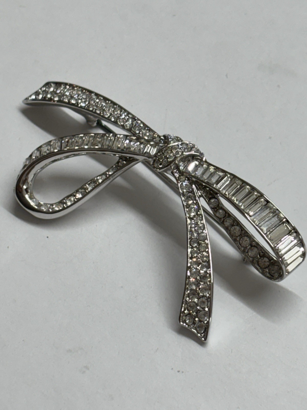 NIB Vtg Nolan Miller Glamour Collection Forget Me Not Baguette Bow Pin Brooch