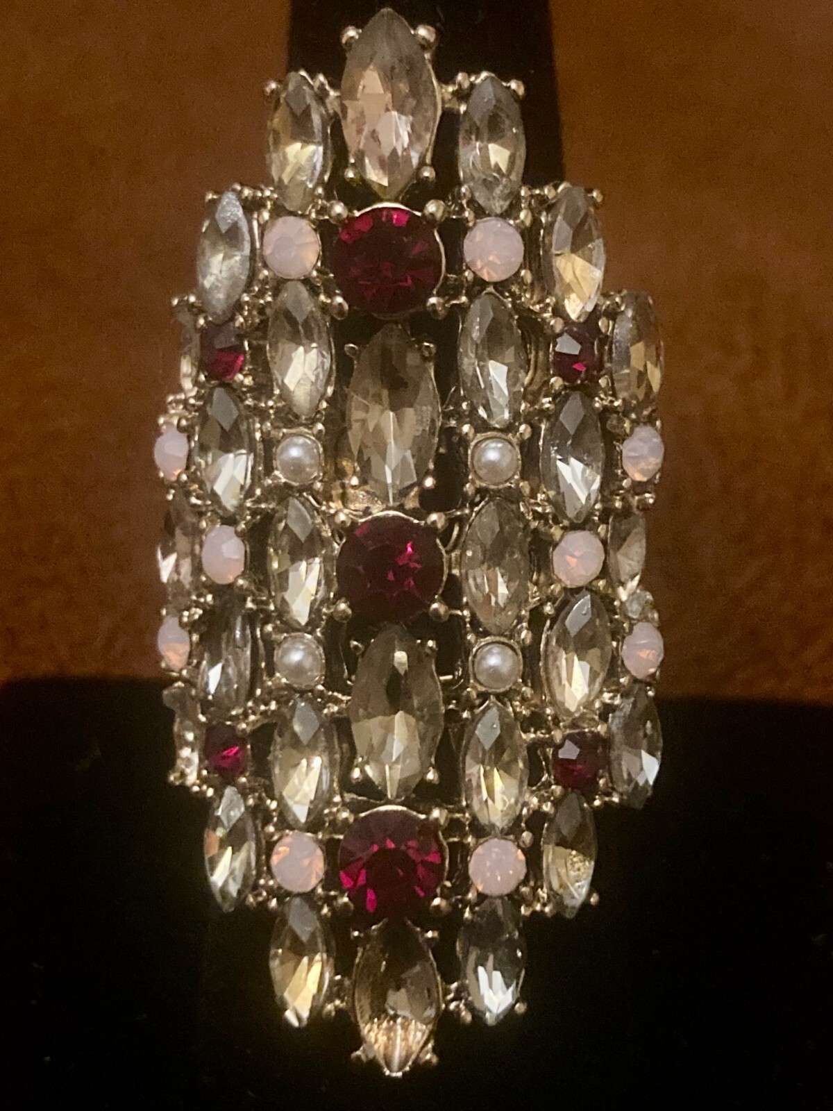 Vintage Hollywood Regency Style Ring Glass Rhinestone Size 7 Missing 1 Stone