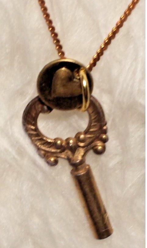 Vintage Key Pendant Necklace Love / Heart Pendant Necklace Charm Chain 26″