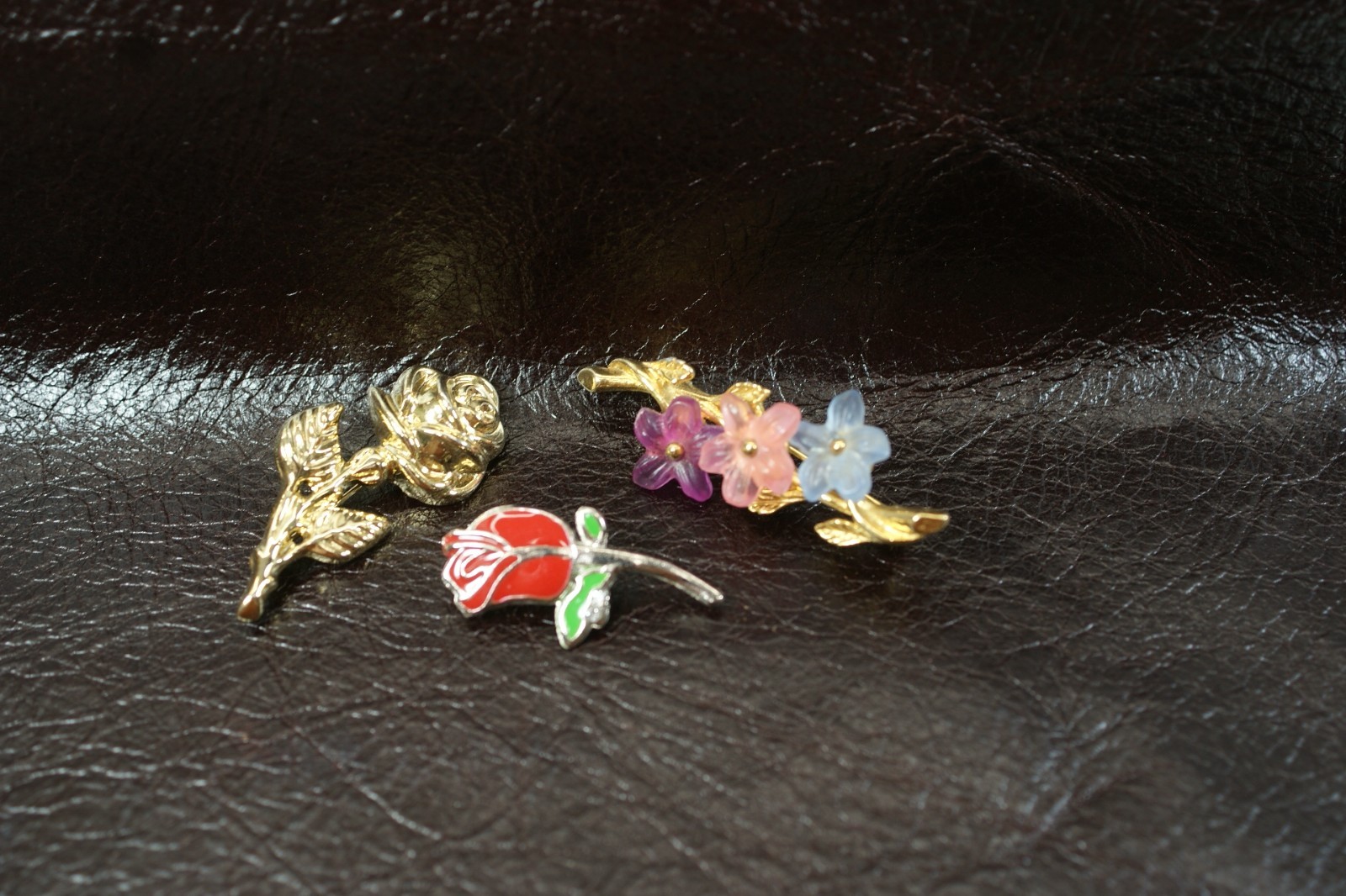 BR67 Vintage Brooch, Pin, Costume Jewelry, Lot of 3, Flowers