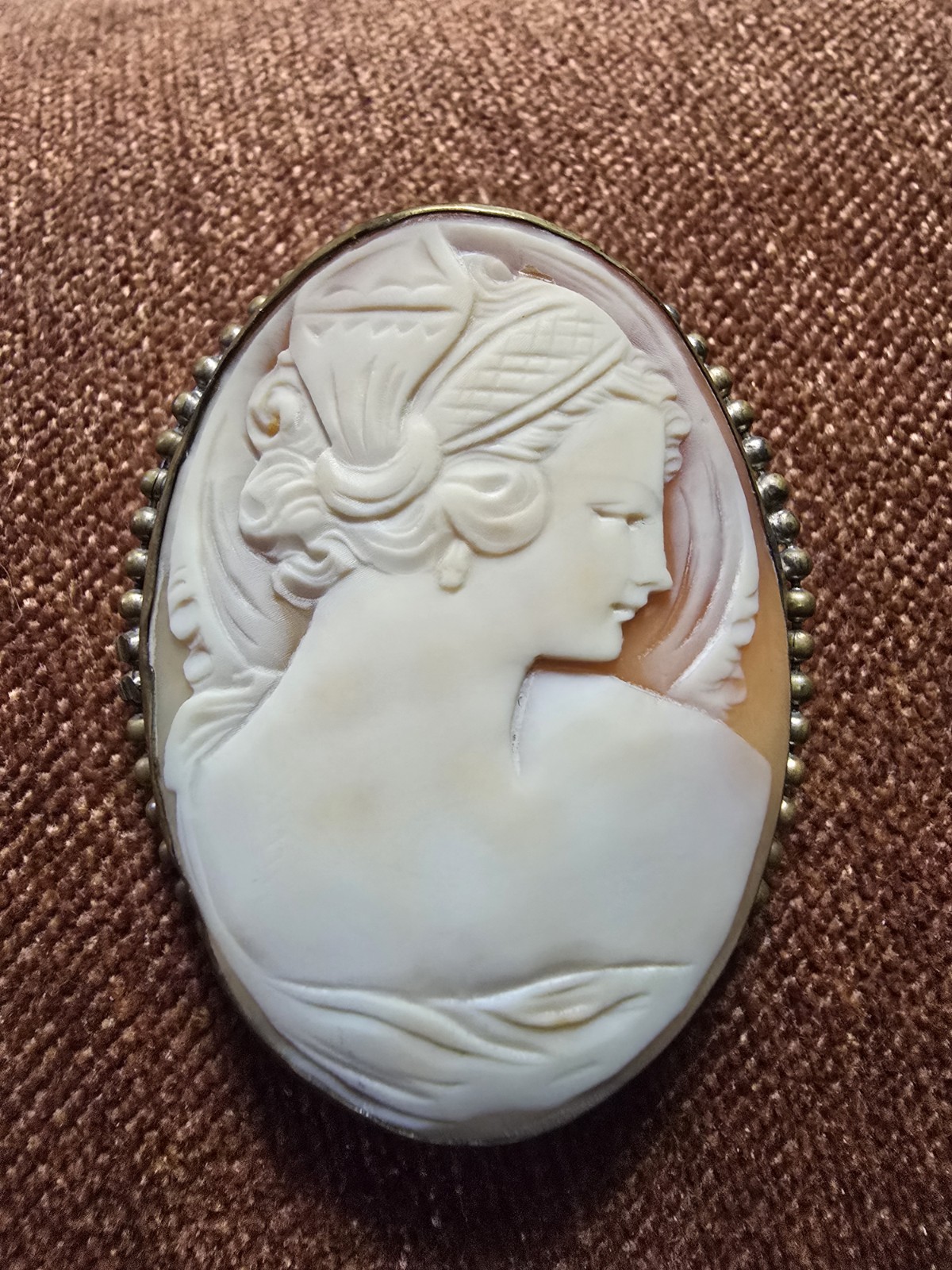 Vintage Shell Cameo Brooch Pendant