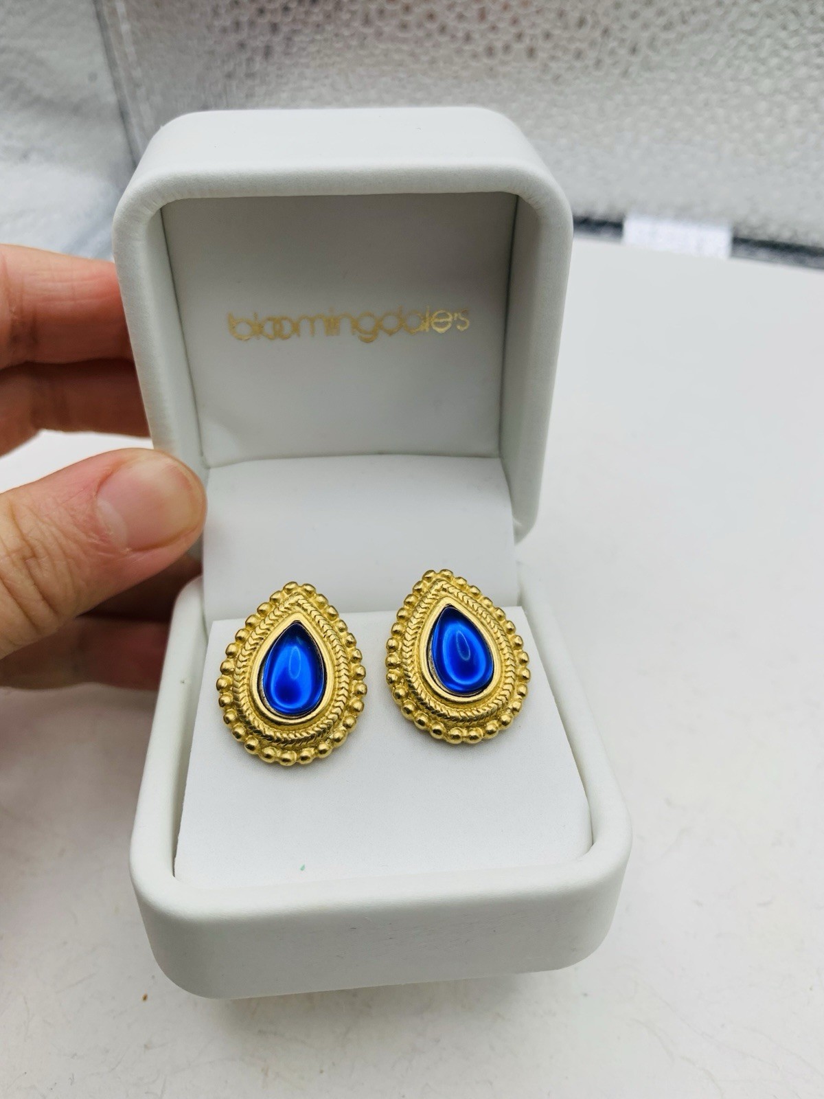 Vintage Trifari Cobalt Blue Jelly Cabochon Pear Teardrop Gold Tone Earrings