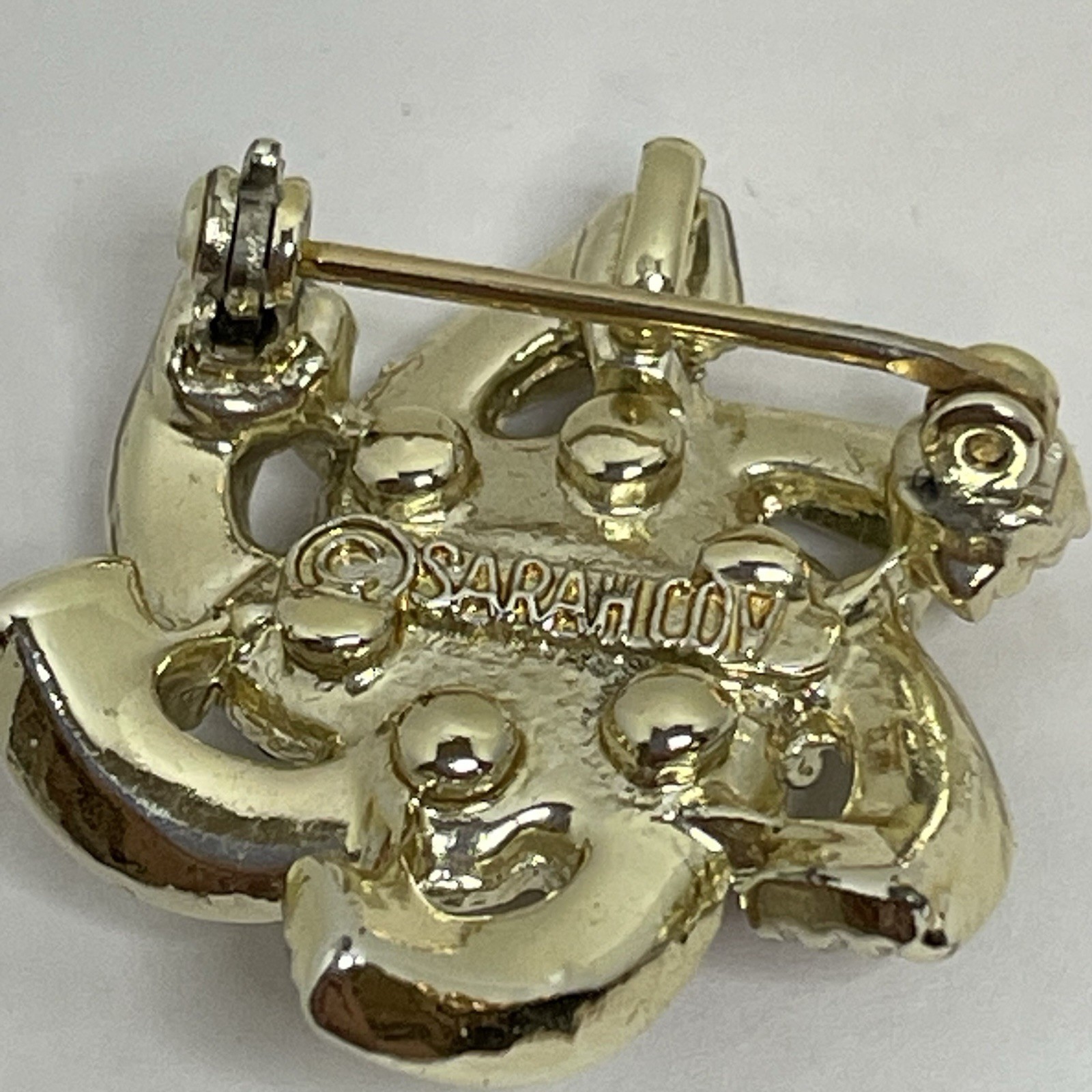 Sarah Coventry Silver Tone Multicolored Rhinestone Pin Brooch Or Pendant Vintage