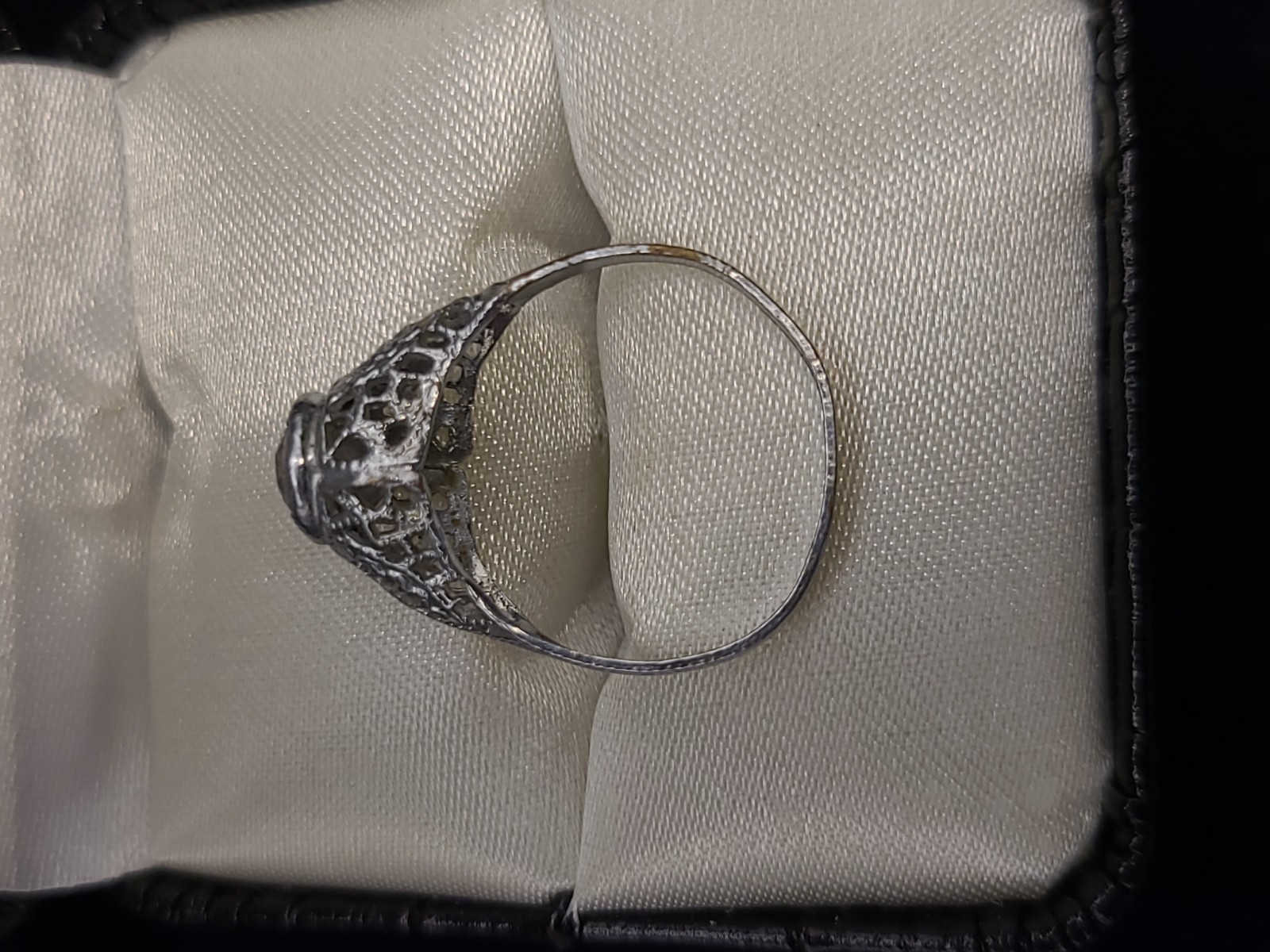 Antique / Vintage Art Deco Filigree Ring Clear Glass Stone Size 6.5 Silver Tone