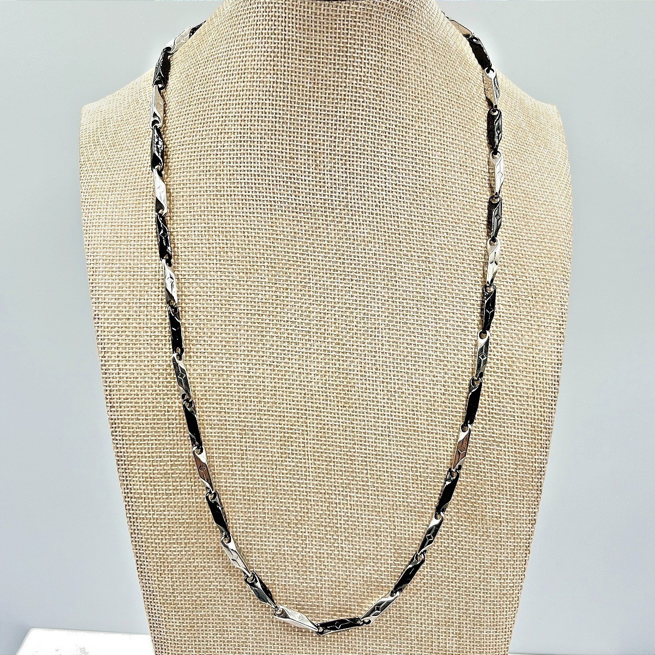 Vintage Retro Two-Tone Silver & Black Bar Link Chain Necklace, Unisex Y2K Style