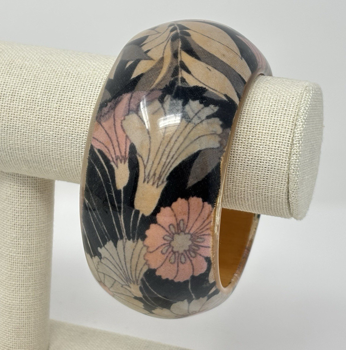 Vintage Chunky Floral Encased Wood Bangle Bracelet Y2K Boho 8″ Stackable