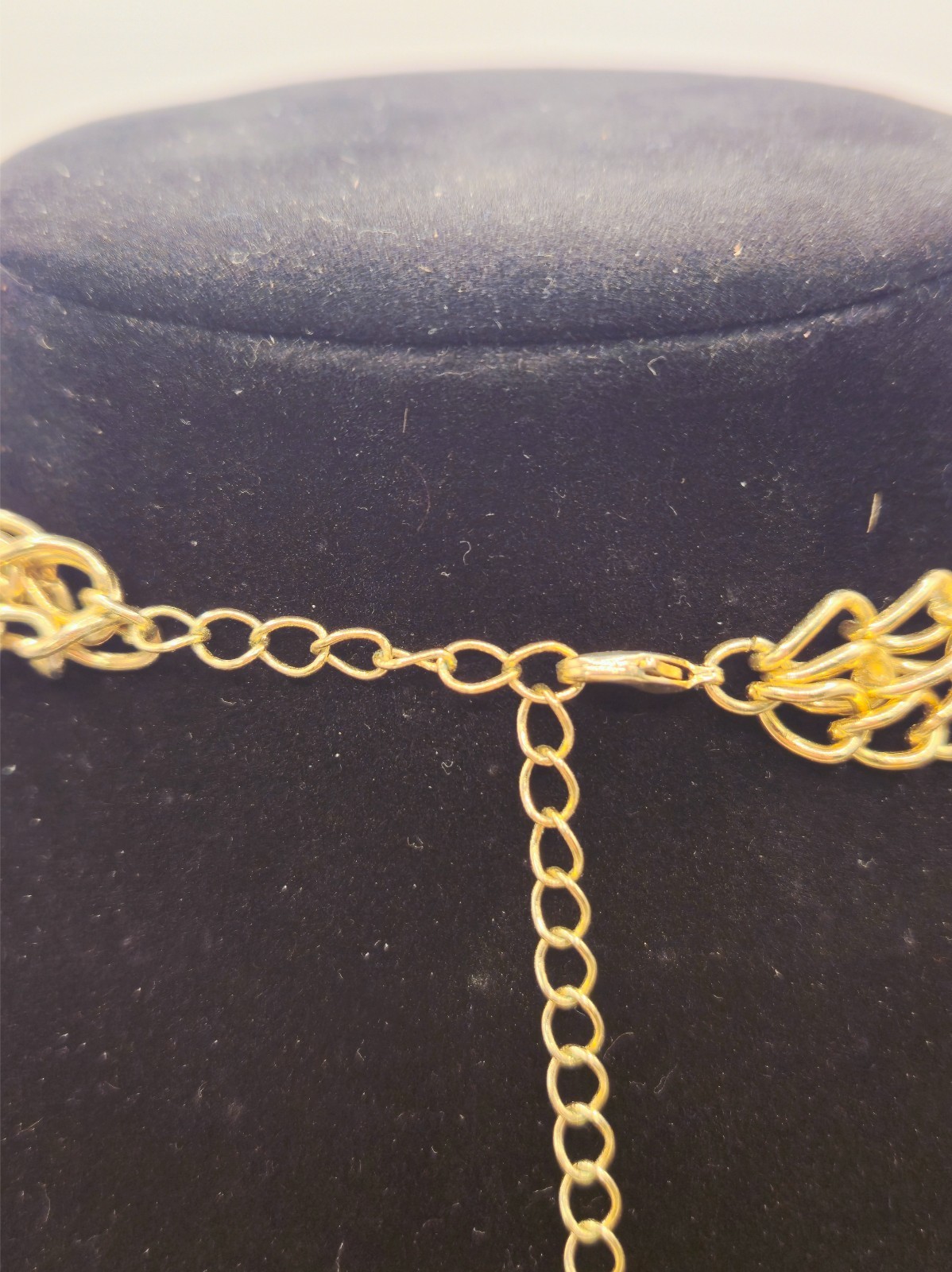 Vintage Gold Tone Leaf Link Necklace Laurel Leaf Collar Statement Necklace