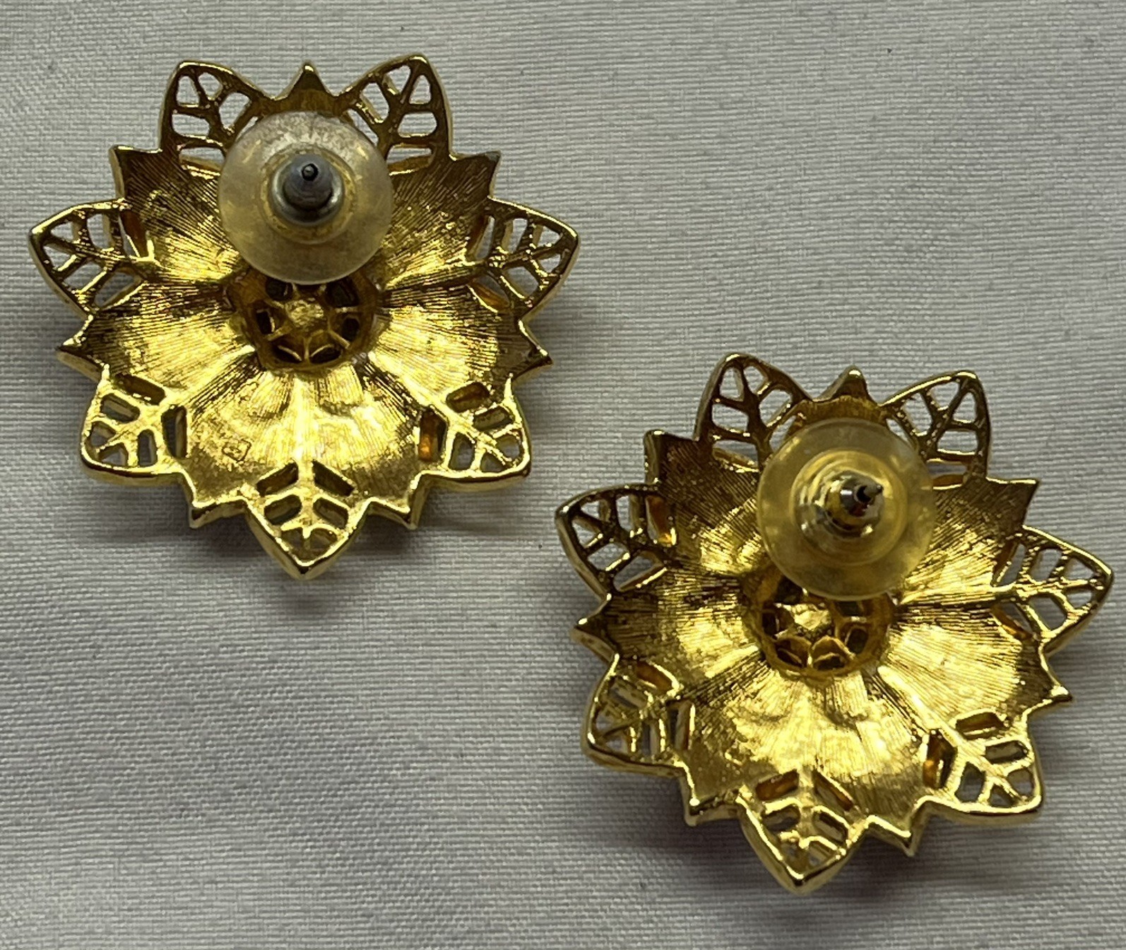 Vintage 90’s Avon Gold Tone Black Floral Pierced Earrings Rhinestones
