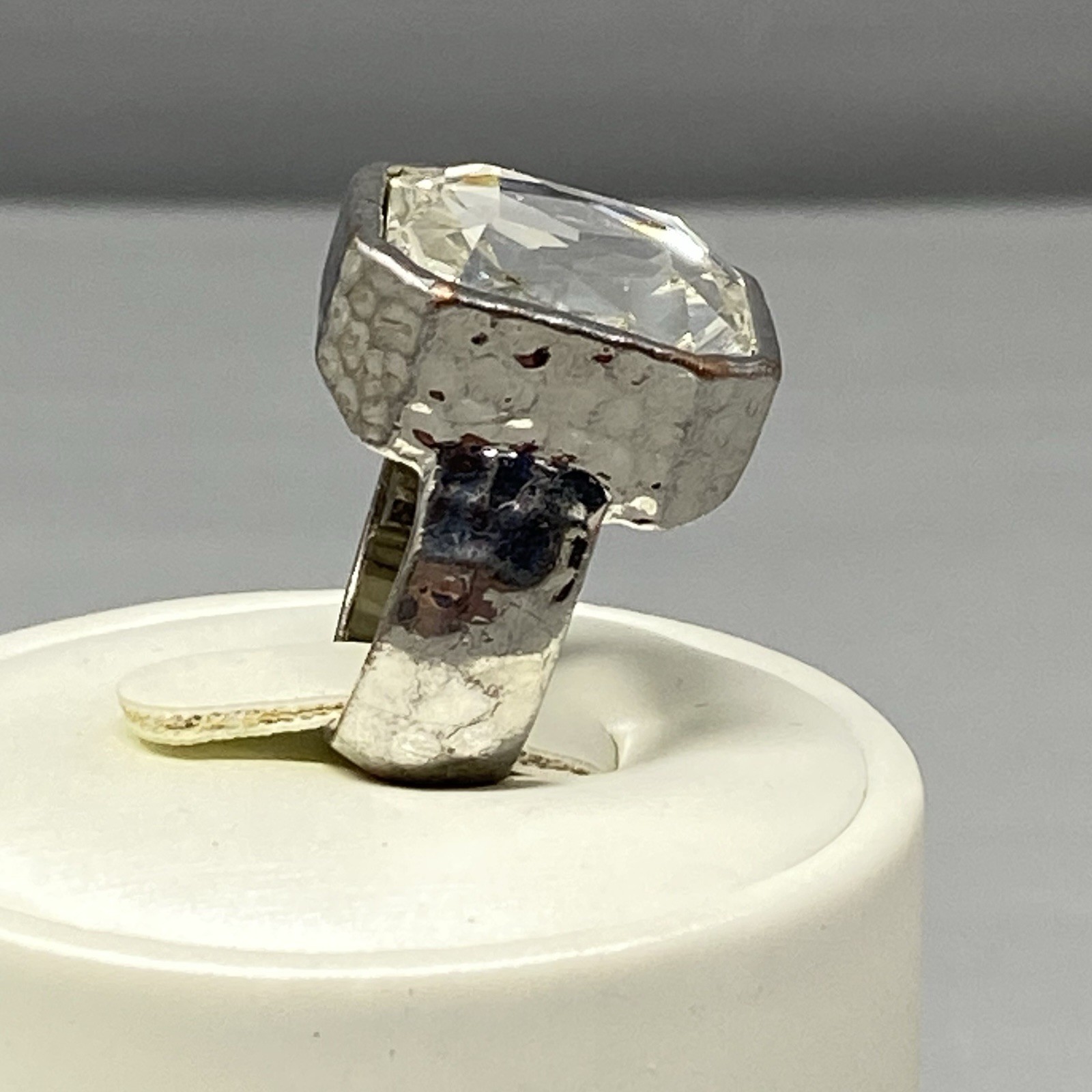Large Rhinestone Ring Clear Glass Silver Tone Band Bezel Set Wide Band Sz 7.75