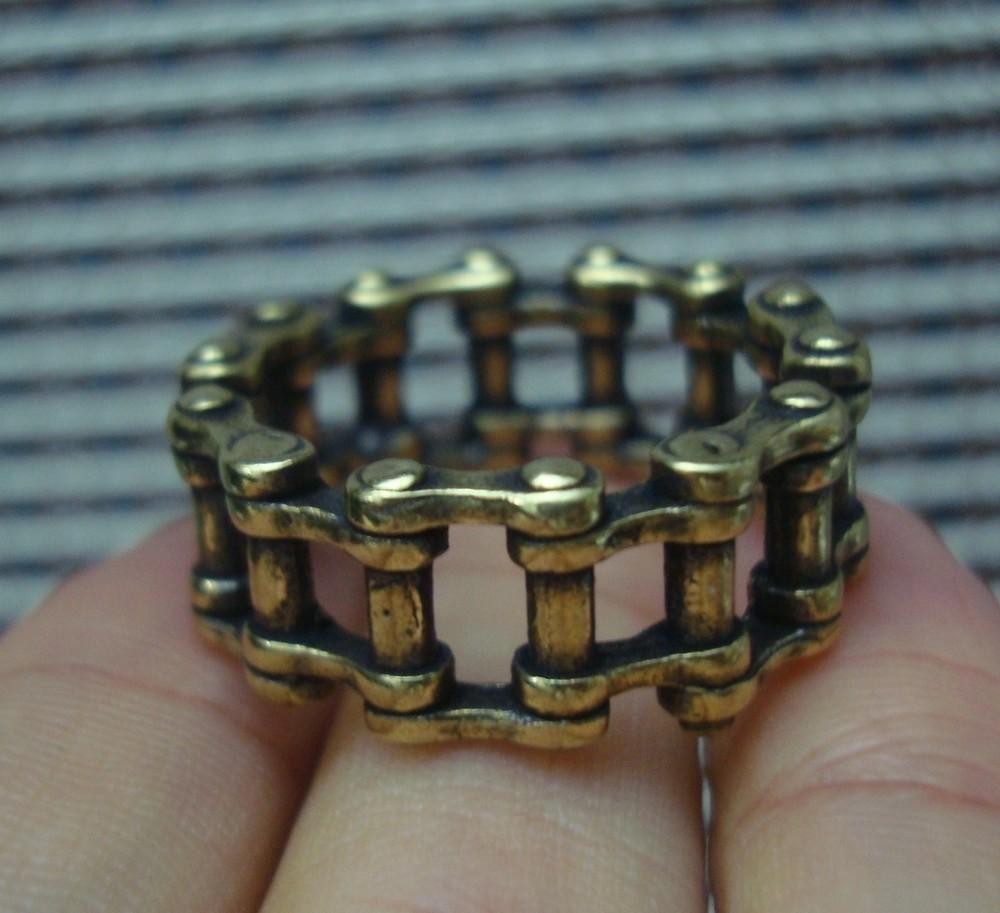 Vintage Style Solid Brass Mechanical Finger Ring – US Size 11