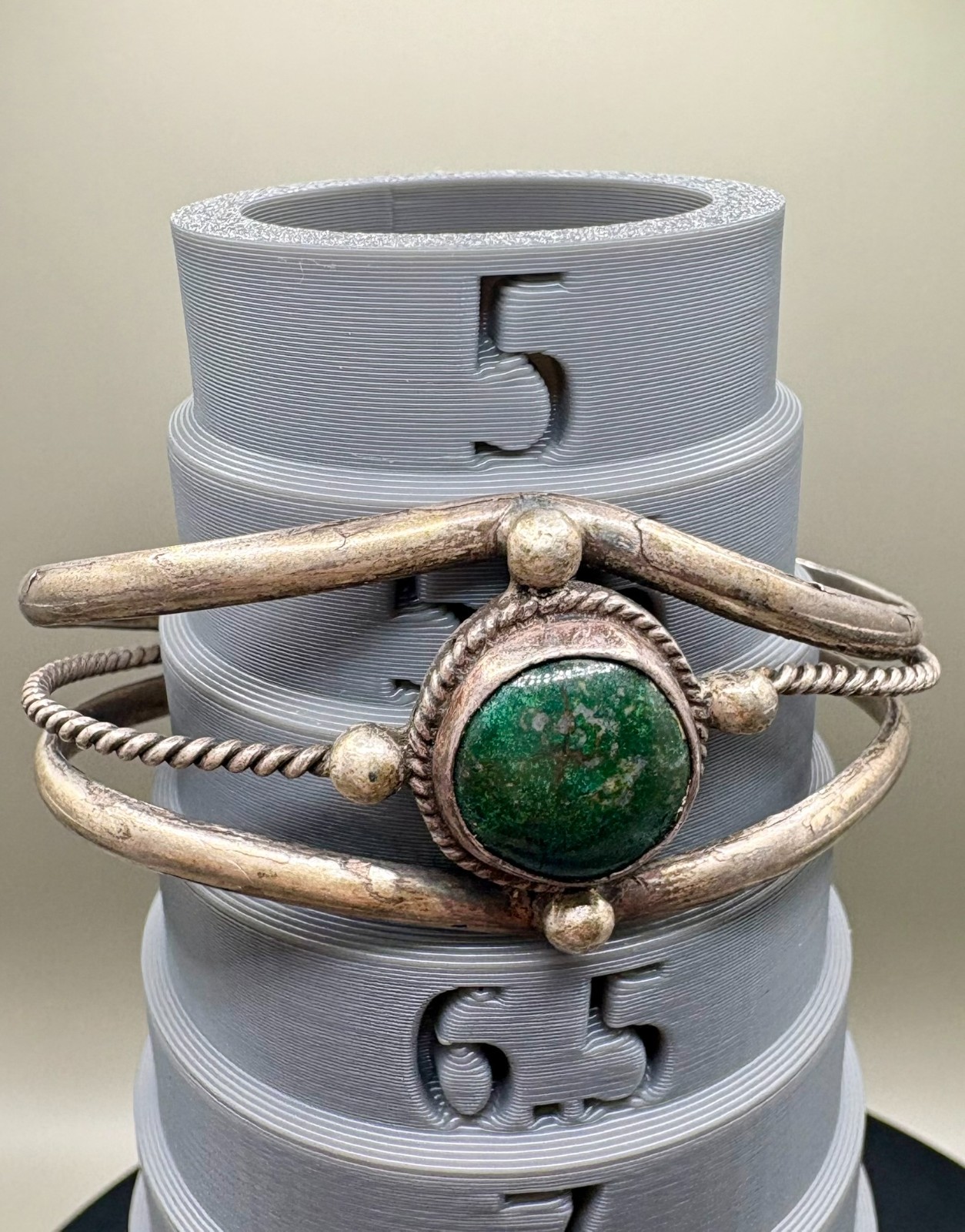 Vintage Sterling Silver 925 Green Stone Cuff Bracelet Open Bangle Artisan Boho 2