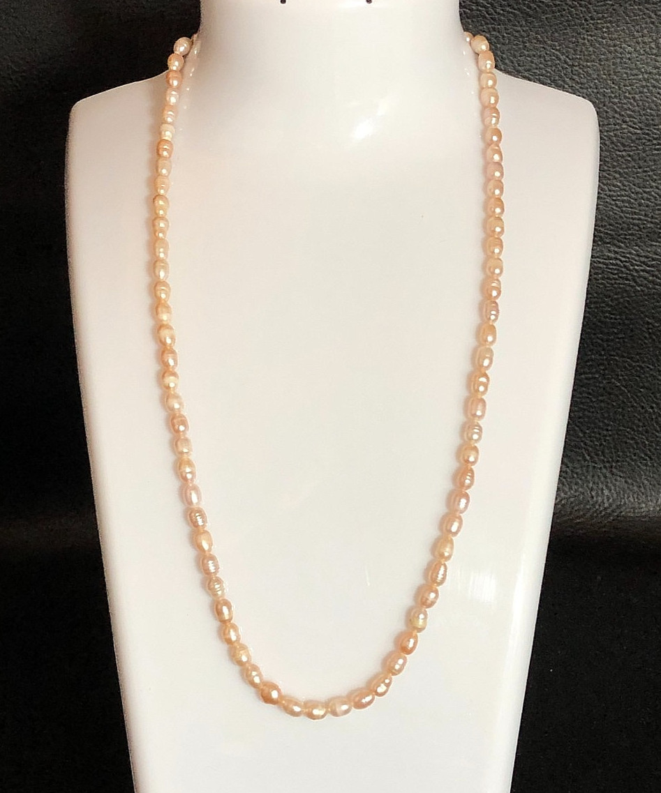 Vintage Blush Pink Genuine Cultured Pearl Strand Necklace Natural Color 16″ P20