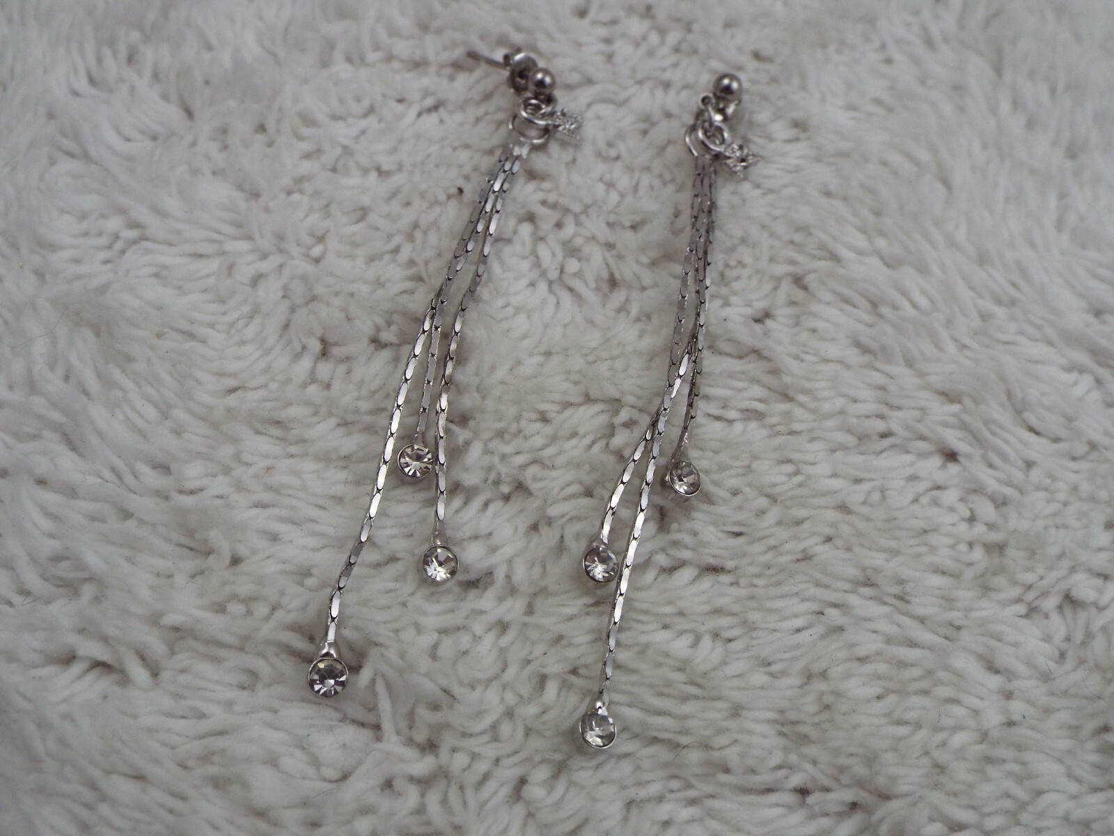 Silvertone Rhinestone Chain Tassel Pierced Earrings (C6)