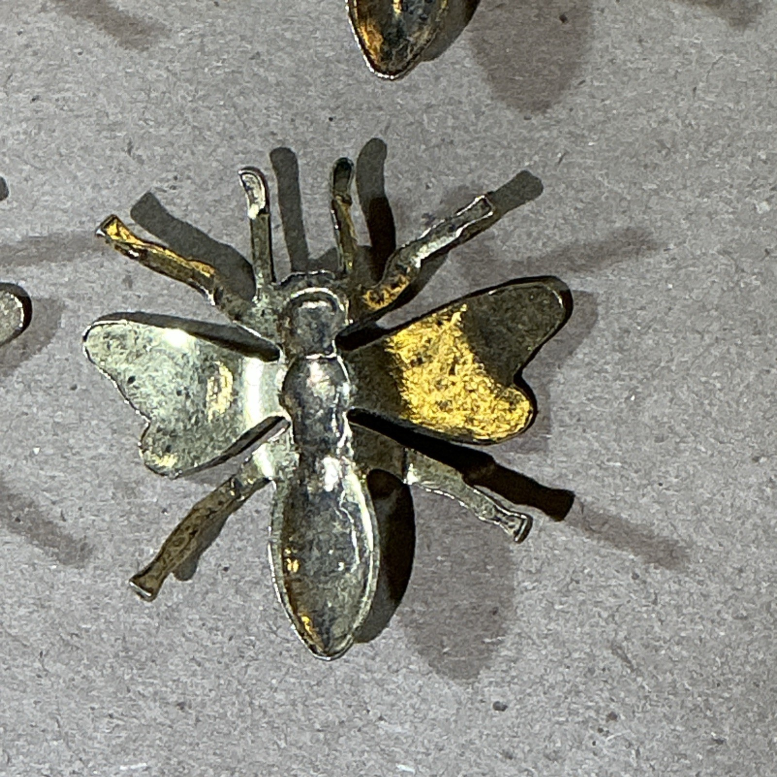 Group Of 8 Vintage Gold Finished Wasp/Bee Jewelry Pieces As Is INV-AT08