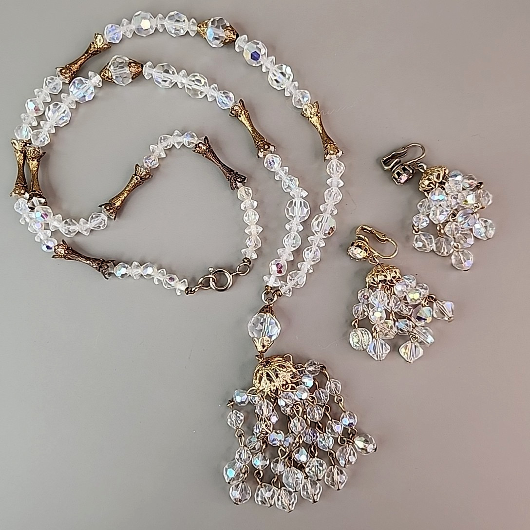 Vintage AB Glass Beaded Tassel Necklace Earrings Set Gold Tone Bar Links 26″
