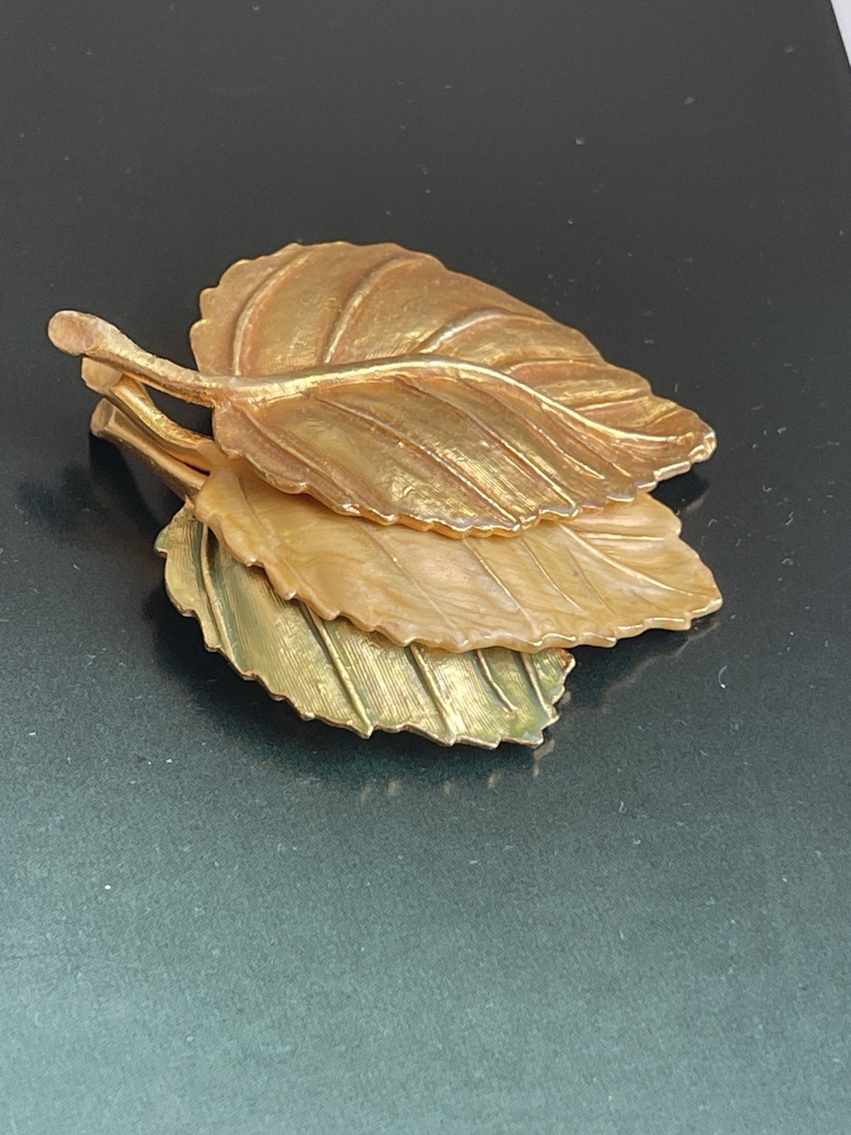 Vintage AAI Gold Tone Autumn Leaf Signed American Arts Inc