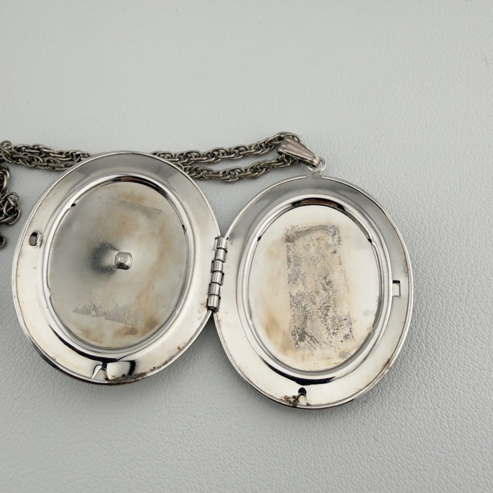 Vintage Large Oval Locket Necklace Set of 2 Gold Tone Silver Tone
