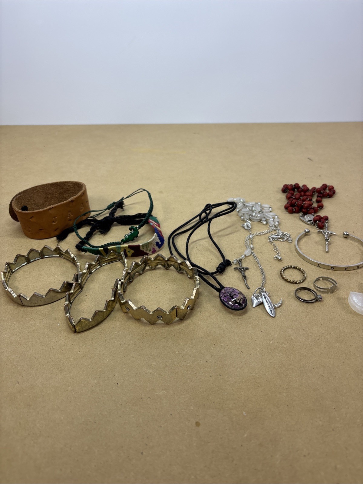 Small Lot of Jewelry Bracelets, Necklaces, & Rings. Religious and Other Styles