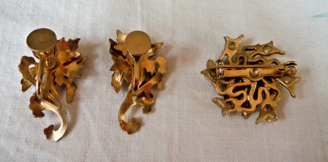 Vintage Set of Enamel Lavender Flower Pin Brooch & Earrings Seed Pearls