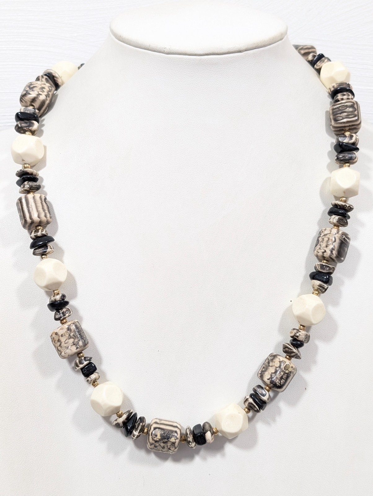 Vintage Cream Black Lucite Beaded Tribal Style Necklace 25 in