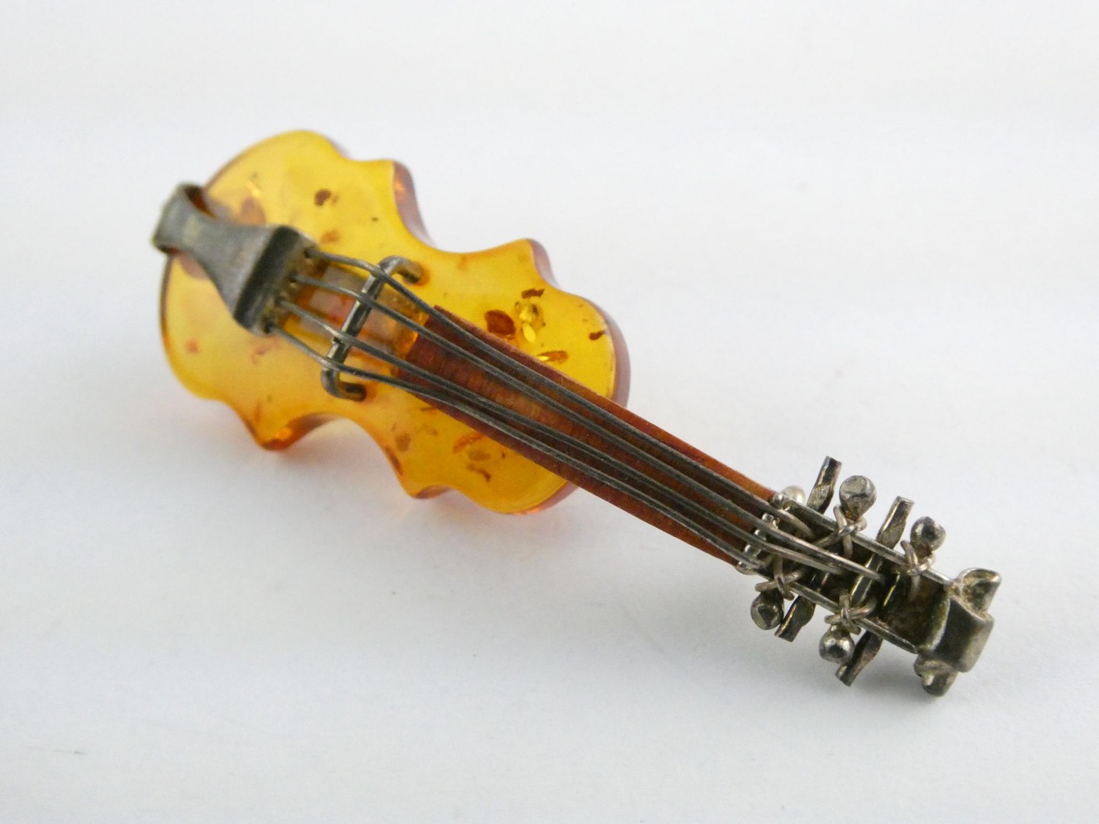 Vintage Polish Sterling Silver Carved Baltic Amber Violin Pin Brooch 6.4g 55mm
