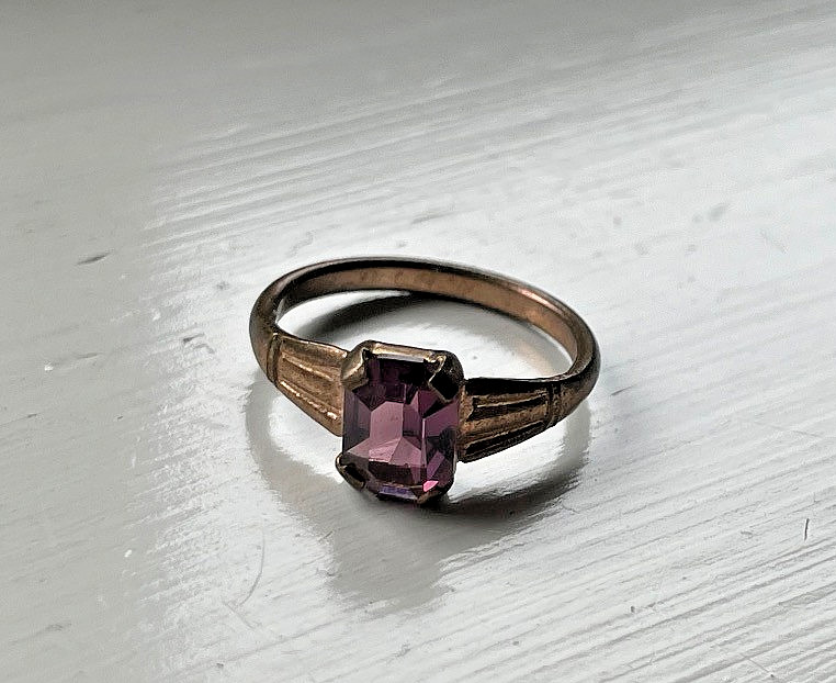 Art Deco Tombac Violet Crystal Ring – Size M