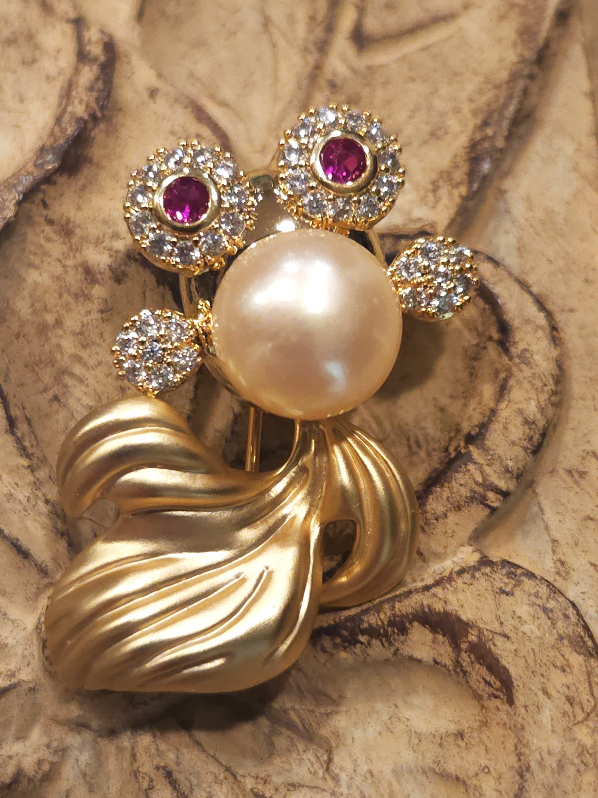 Freshwater Pearl Koi Goldfish Brooch Pin Mothers Day Gift DAZZLING!