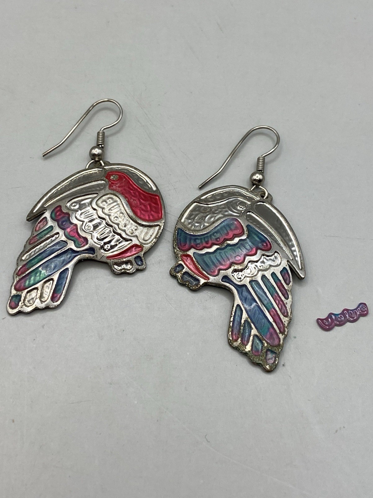 Vtg Edgar Berebi Silvertone Blue Green Enameled Toucan Dangle Pierced Earrings