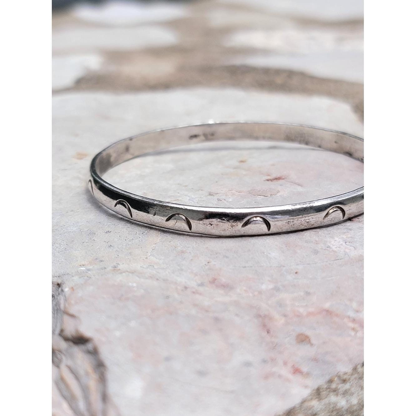 Vintage Taxco Mexico Sterling Silver Crescent Moon Bangle Bracelet TC-160 Size 8