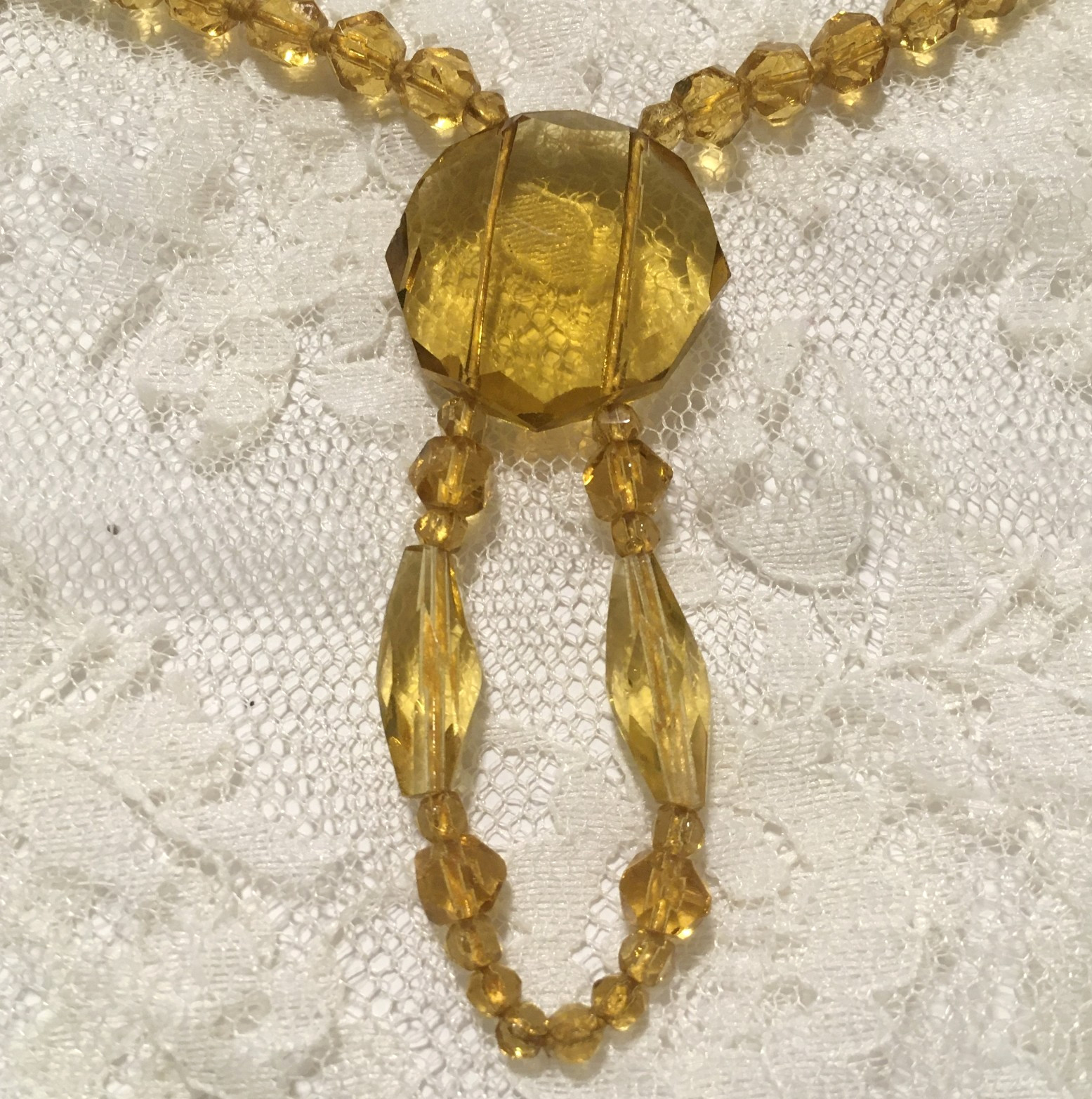 Vintage Art Deco Amber Glass Bead Necklace Faceted Beads Drop Pendant 26″L