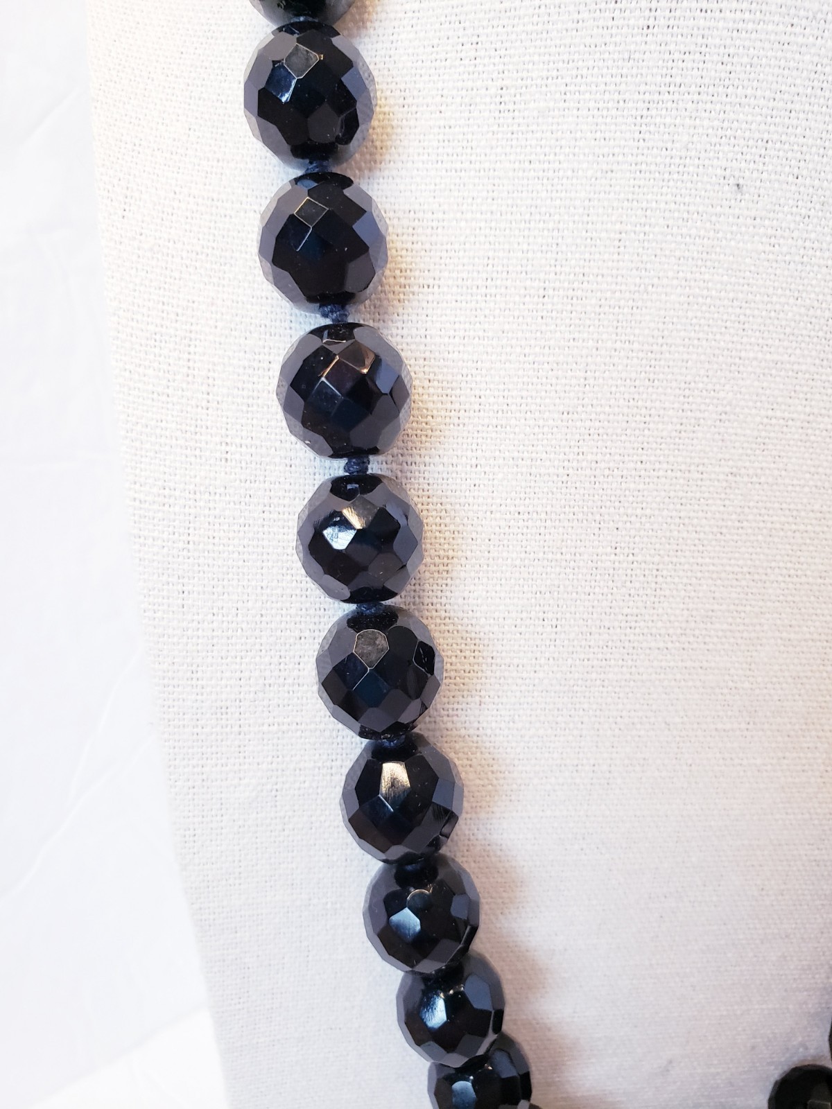 Vintage Joan Rivers Acrylic Lucite Black Faceted Bead Necklace Knotted 23″
