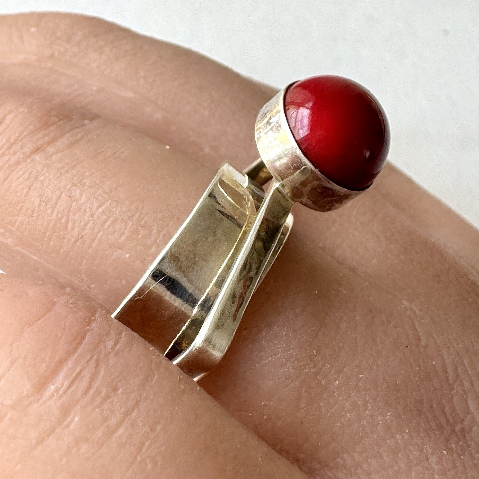 Red Index Finger Modernist Ring Square Geometric SZ 9 Signed Sterling Silver 925