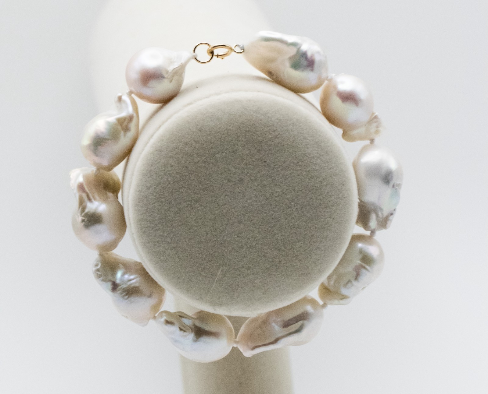 14k Yellow Gold Big Baroque Pearls Bracelet Bridal Wedding Event 585