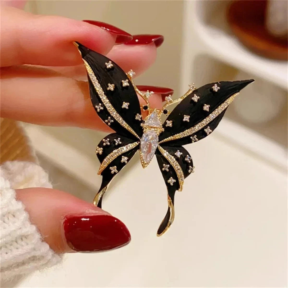 Vintage Black Enamel Butterfly Brooch Gold Tone Crystal Rhinestone Pin**