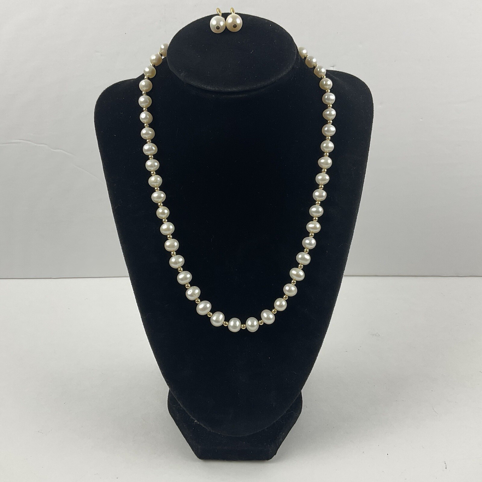 Vintage White Pearl & Gold Filled Beads Necklace Near Round 18″ Gift Earrings