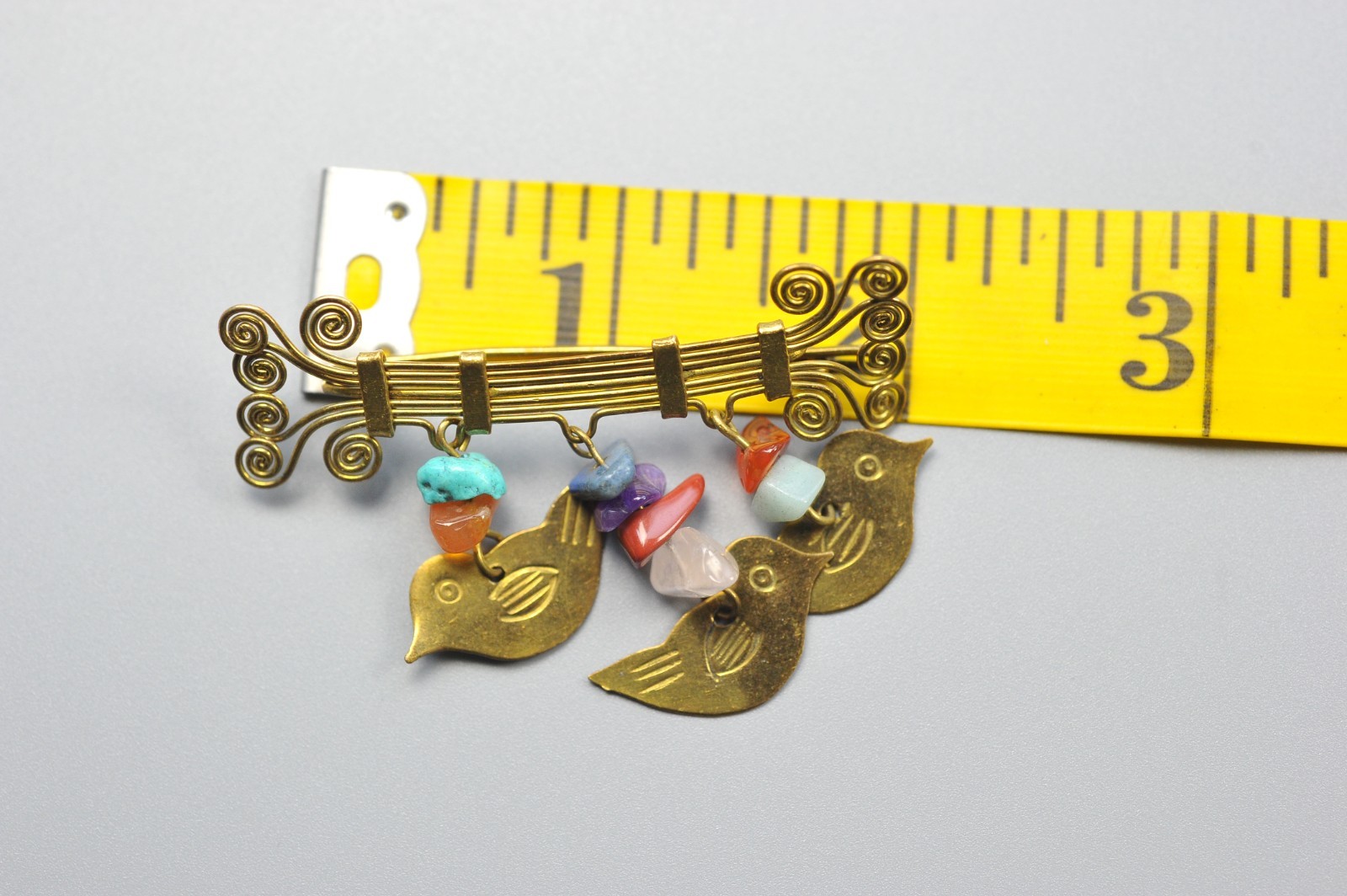 Vintage Brooch studio Bird dangle agate chip boho Birder birds T5